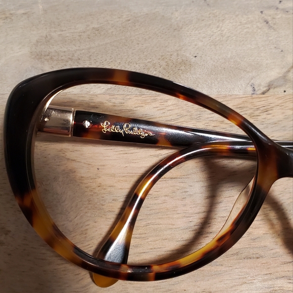 Lilly Pulitzer Stanton sunglasses frame and case - Picture 6 of 14